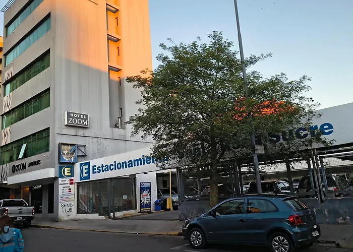 Zoom Apartments Hotel