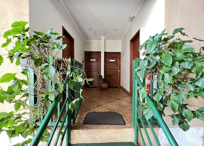 Flora Apartments