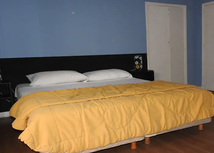 2411 Petit Hotel Mar del Plata, Argentina