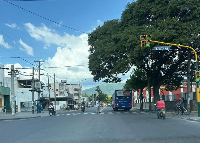 Del Milagro