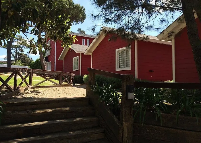 Cabanas Rojas