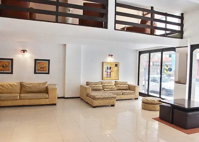 Hotel Cosmos