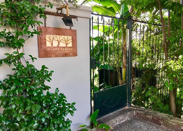 Los Tarcos Guest House